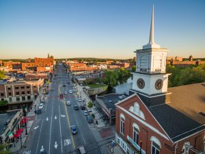 Downtown Nashua from a burd's perspective - discover long distance moving companies Nashua that know how to relocate you easily.