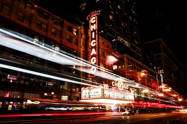 Chicago street at night